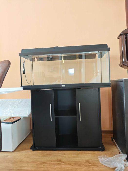 Аквариум с шкаф Juwel