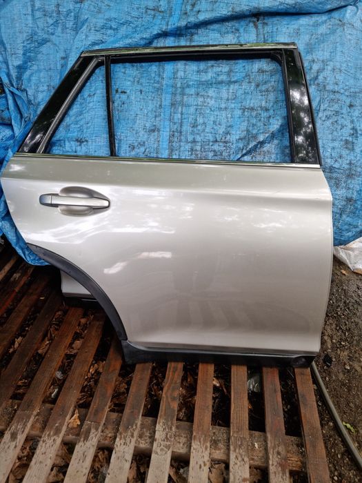 Дверь Subaru Outback BS ( 2014 по 2018 год   )  Голая
