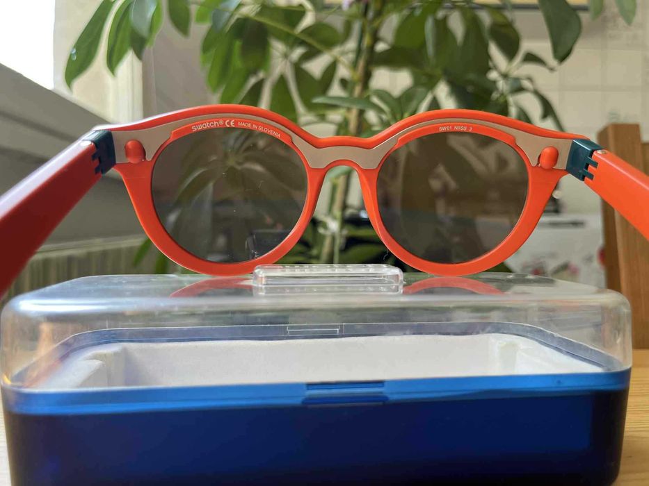 Слънчеви очила, Swatch the eyes