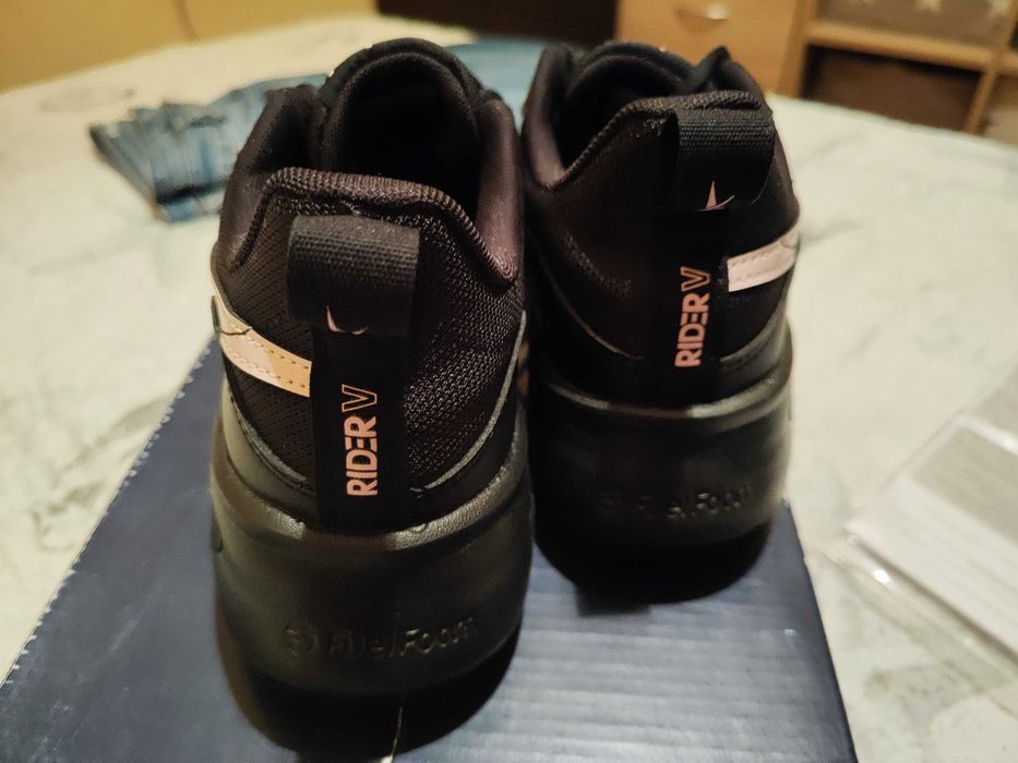 Маратонки Reebok