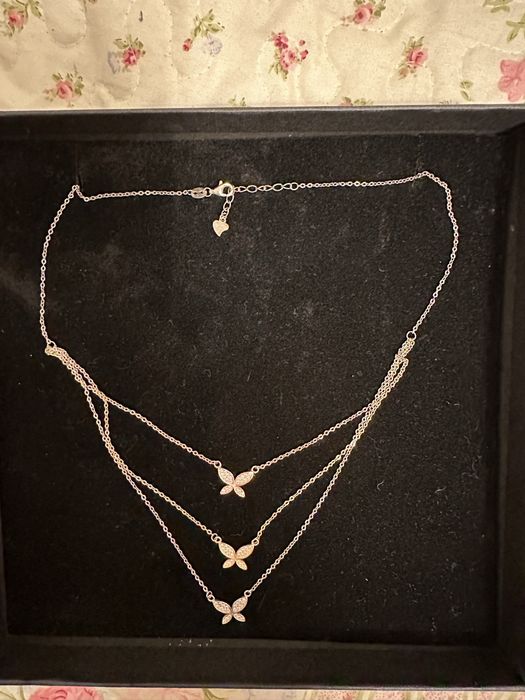 Colier/ Lant argint in 3 culori, fluturi cu strassuri, NOU !