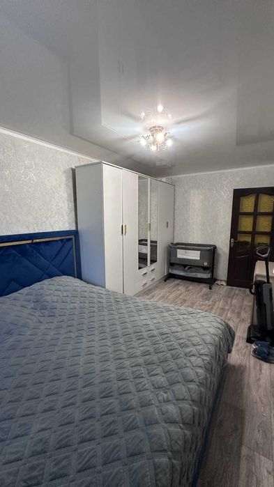 продам 3-х комнатную квартиру