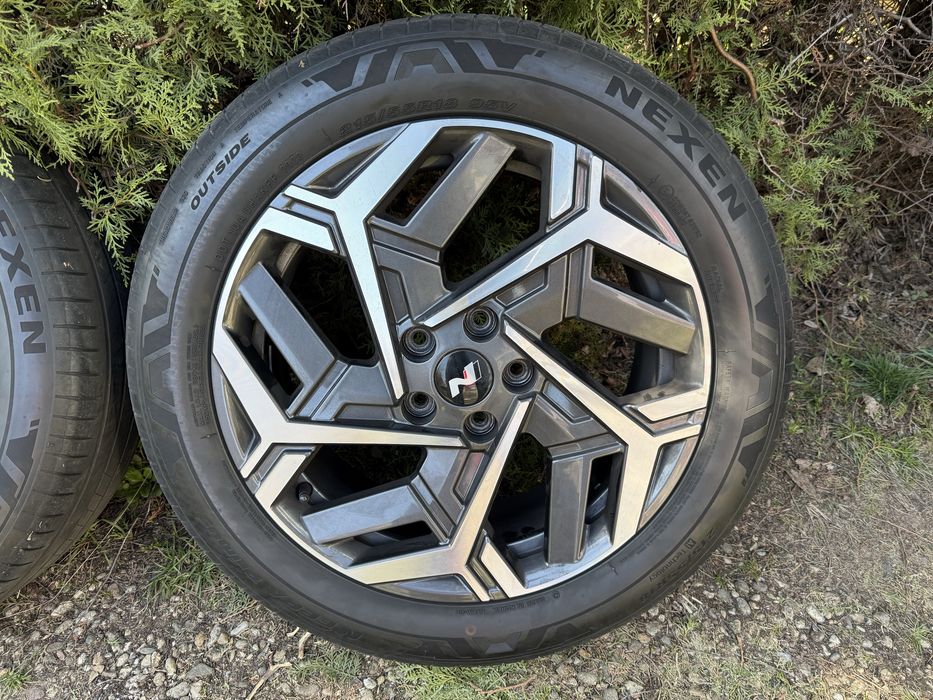 Оригинални джанти Hyundai N Line 18’, неразличими от нови.