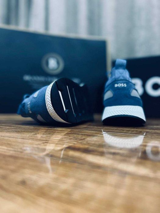 BOSS мужские спортивные кроссовки  РАЗМЕР 44