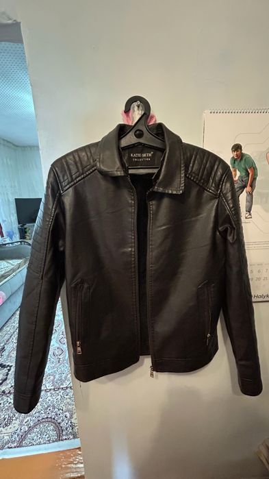 Продам мужскую куртку