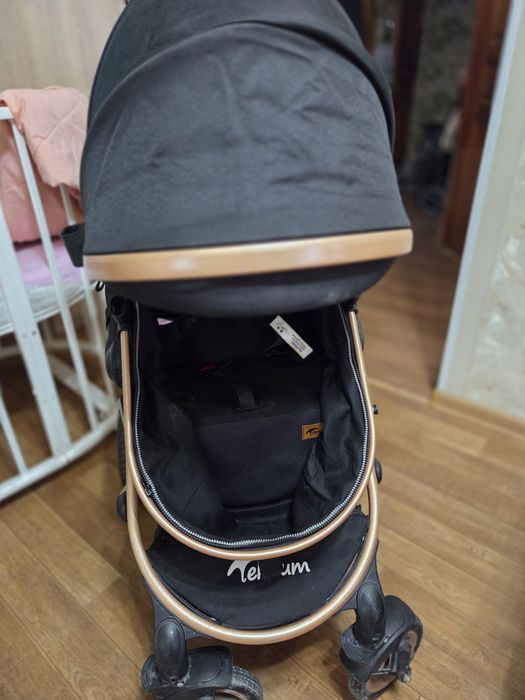 Коляска 3в 1 в отличном состоянии