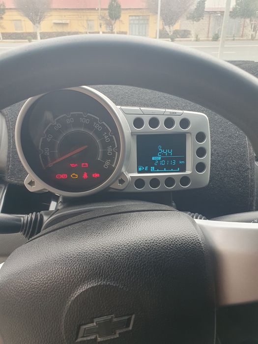 Xolati yaxshi 2 pazetsa