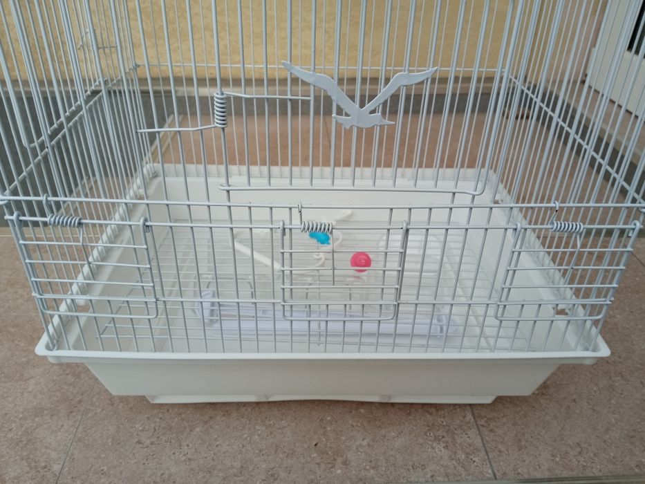 Срочно продается новая большая китайская клетка.