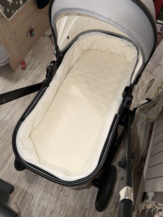 Продам коляску 2в1