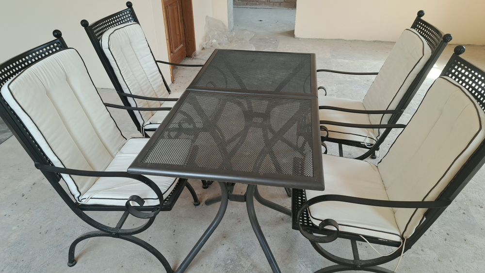 Mobilier terasa din fier forjat