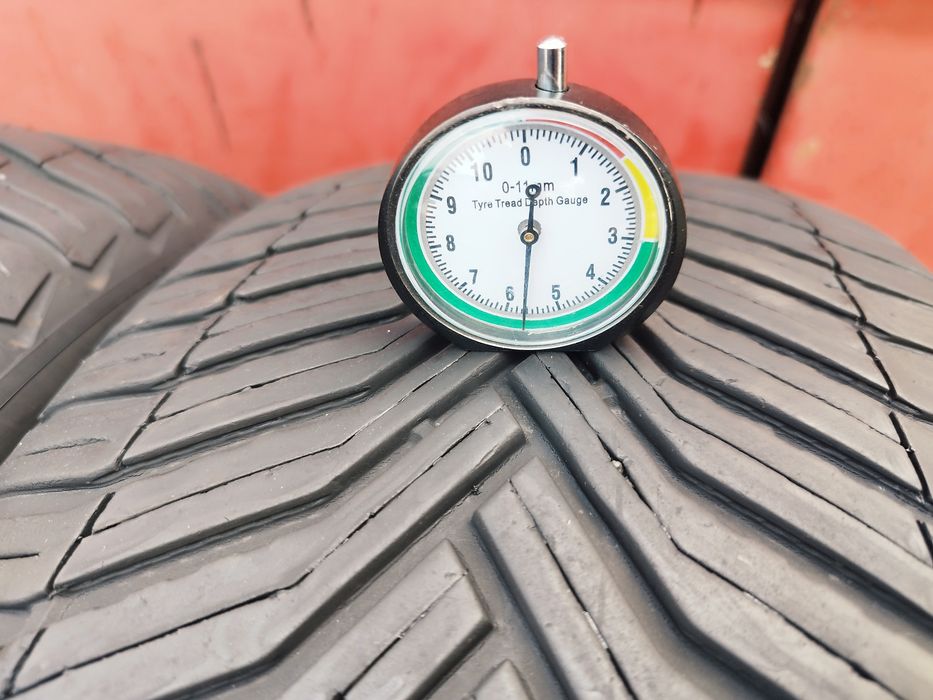 2 броя 235-45-18 Michelin CrossClimate