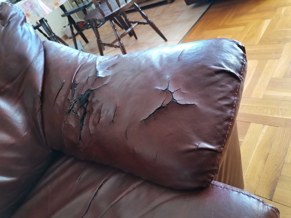 диван триместен с механизъм за сън