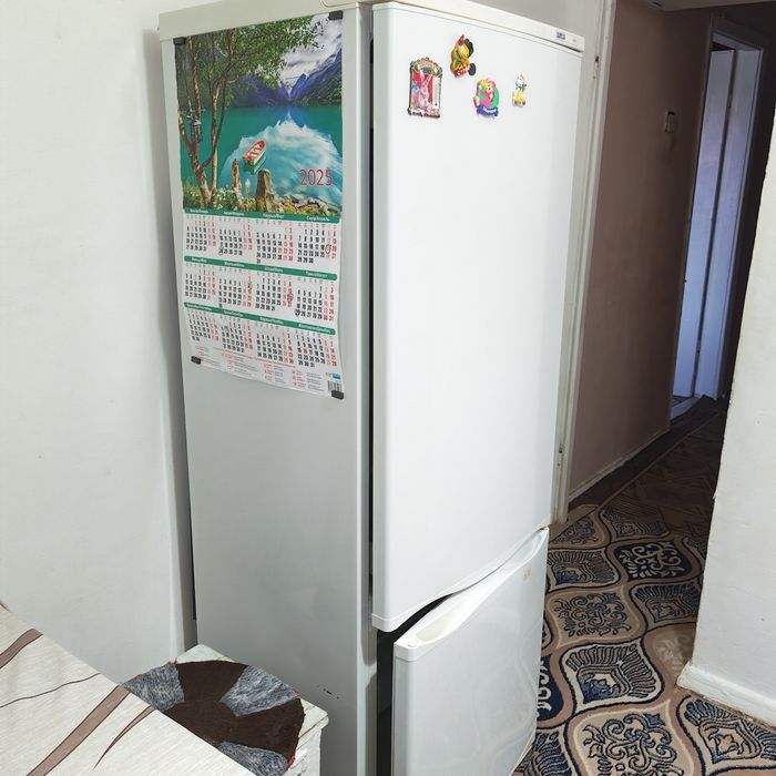 Продам холодильник