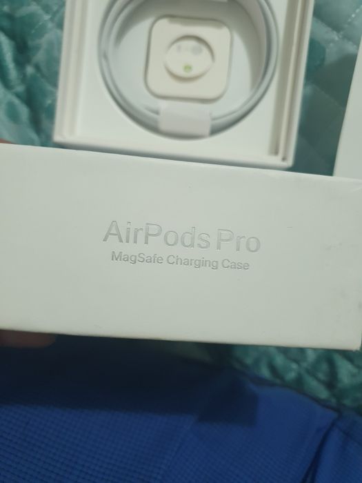Продам новый AirPods Pro