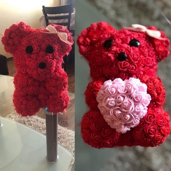 Мечета от вечни рози