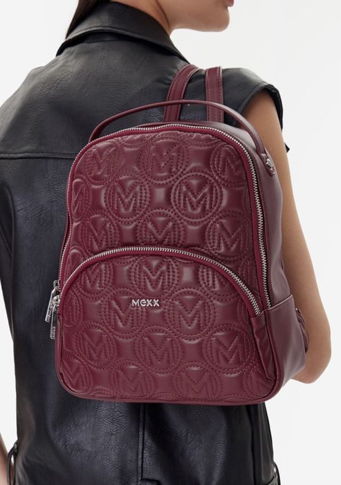 Нова дамска чанта. Нова дамска раница Mexx