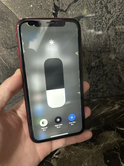 iPhone xr 64гб красный