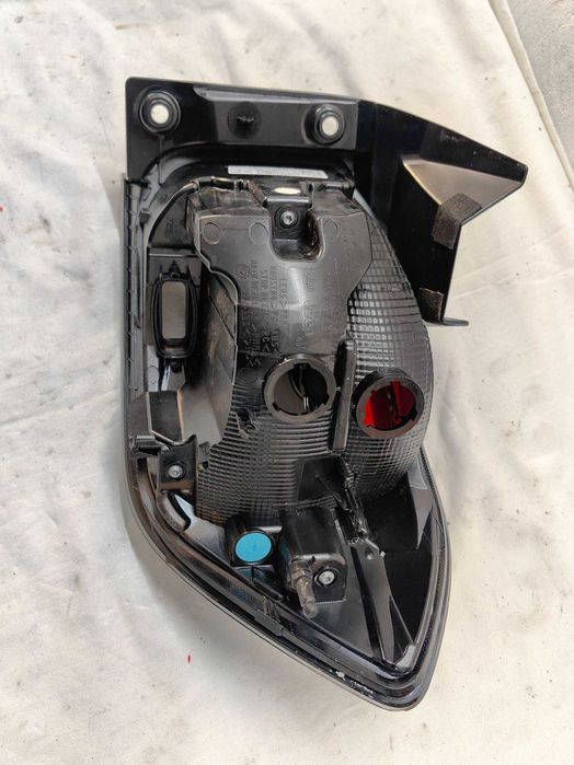 Оригинален стоп Jeep Avenger