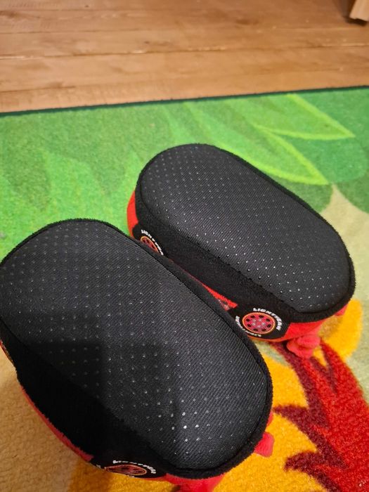 Детски пантофи Колите