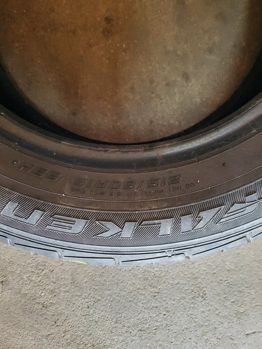 2 anvelope 215 60 R 16 Falken Vara