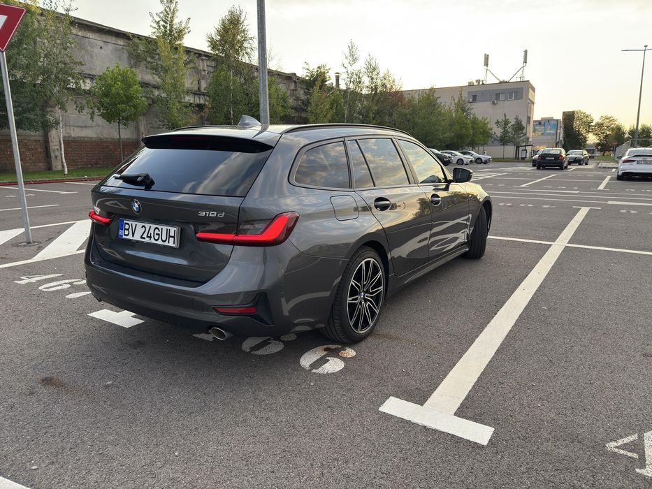 BMW Seria 3 318d (G21) 2021