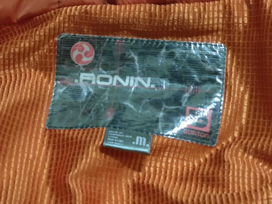 сноуборд яке Burton Ronin рамер М