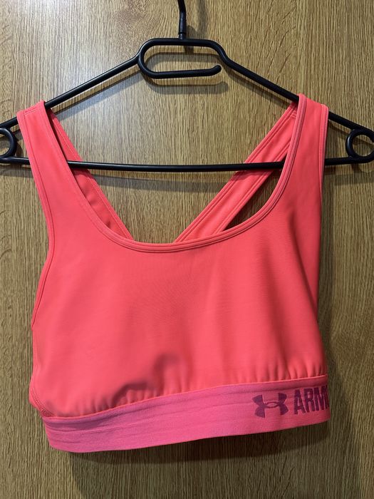 Дамски бюстиета Under Armour