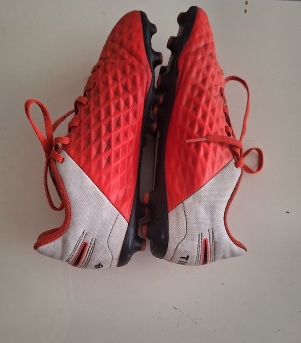 Футболни обувки Nike Tiempo номер 38