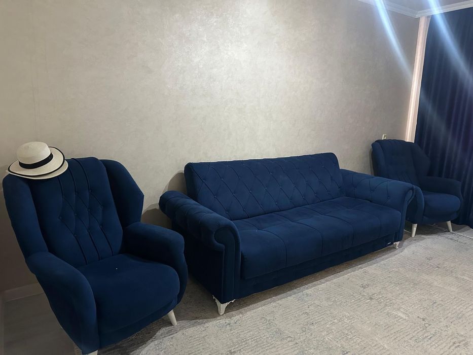 Продается диван в хорошем состояний