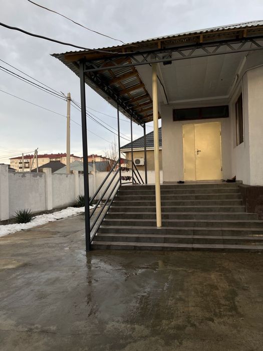 Арайда үй сатылады