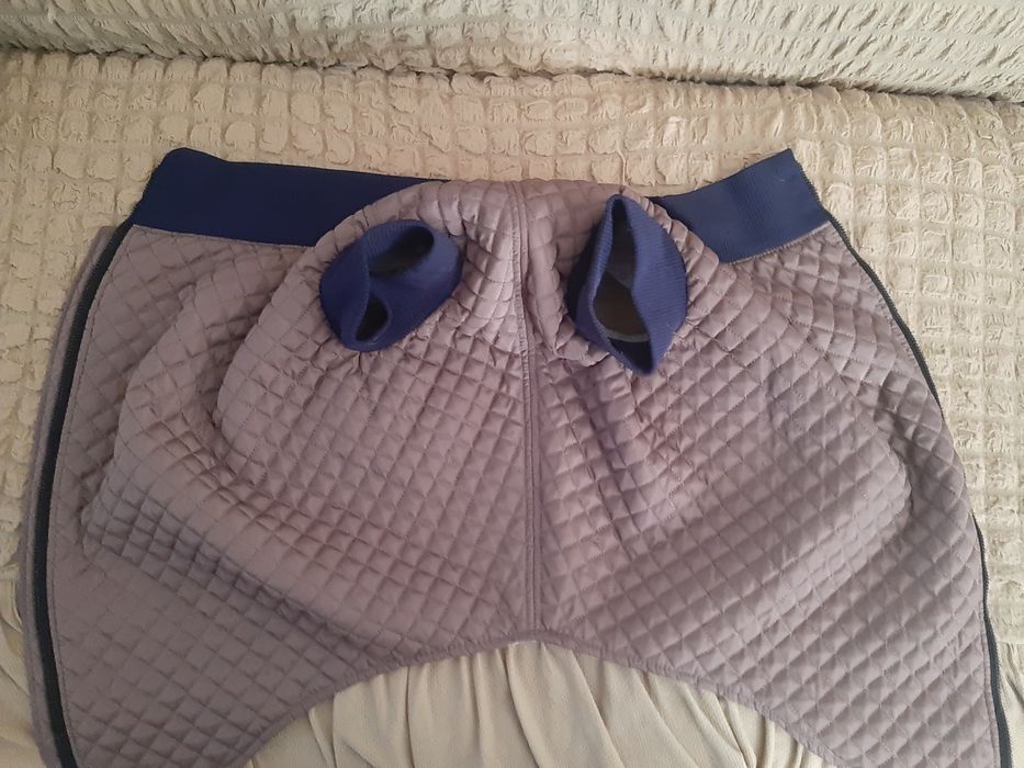 Продам куртку для собаки