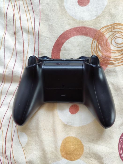 Продавам Xbox one s