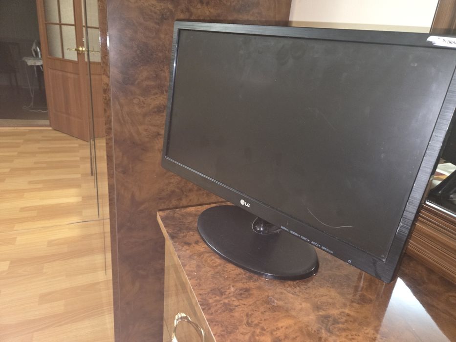 Монитор lg 20M38A-B 19,5 диоганаль