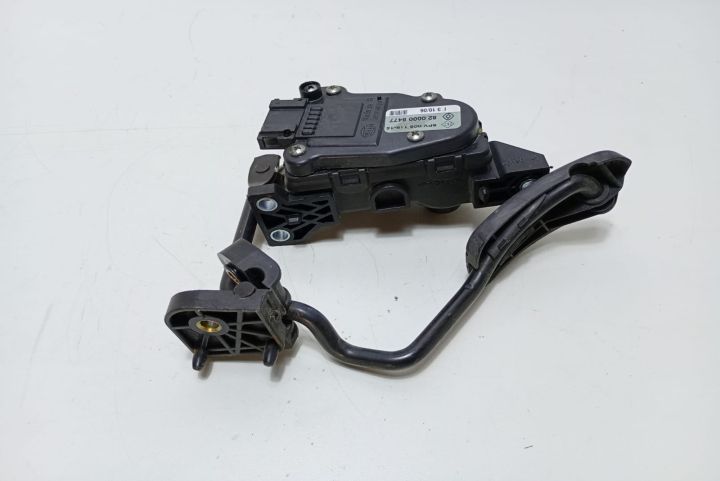 Pedala acceleratie 820008477 Renault Trafic a 2-a generatie