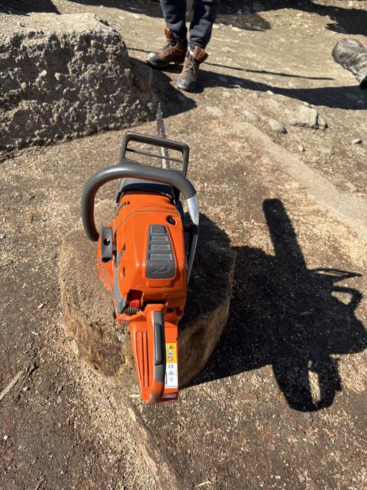 Husqvarna 572XP se vinde drujba taie excelent