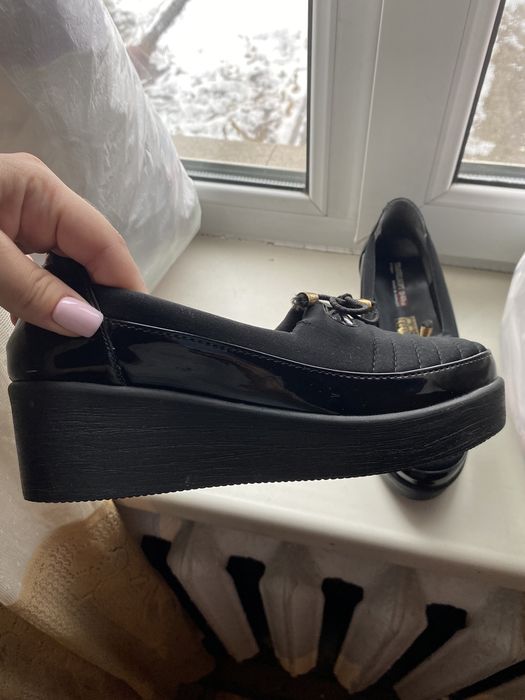 Продам обувь