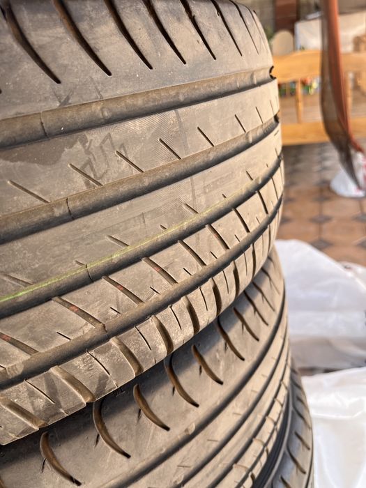 Продам коплект летних шин