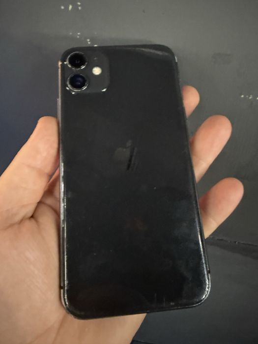 Продам Iphone 11 , 64 gb памяти