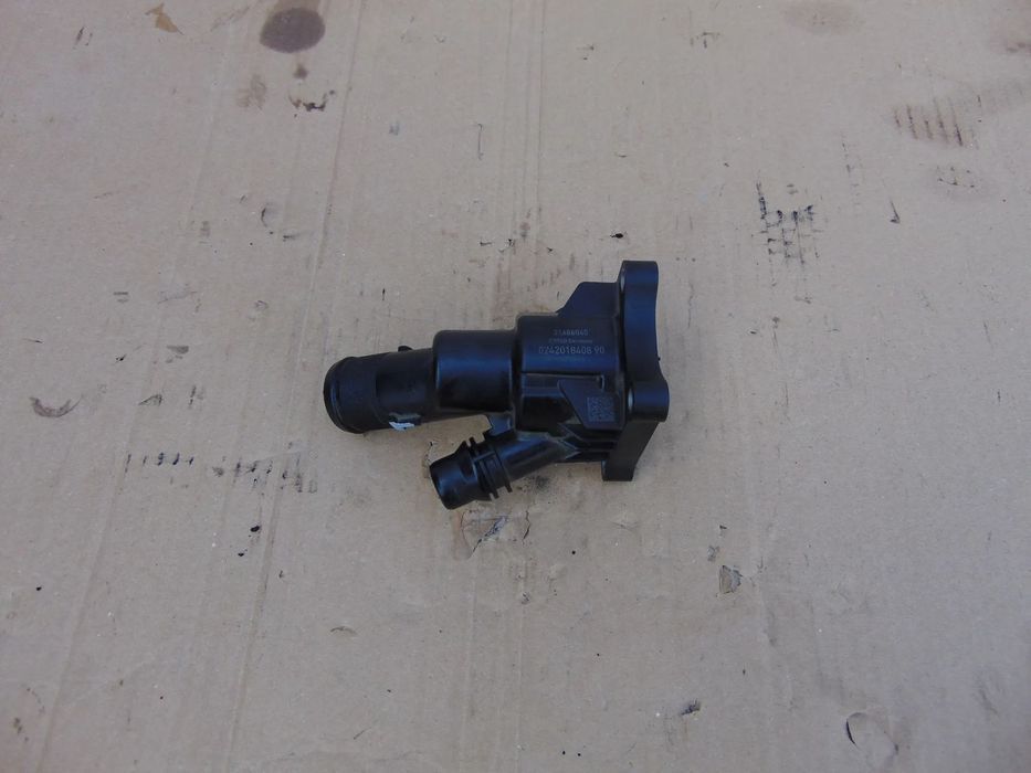 Termostat Volvo xc40 2.0 carcasa termostat v40 s60 v60 v70 s90 xc90 xc60 cod 31686045