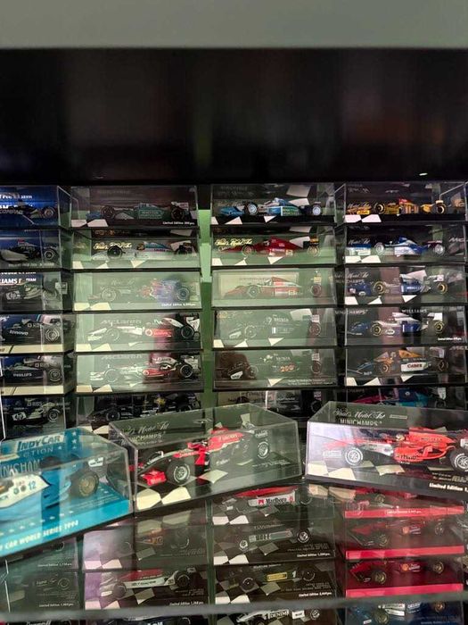 продавам колекция  формула 1 - Minichamps и Spark 1.43  1974 - 2025 г.