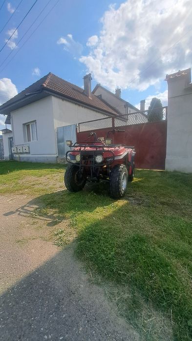 Vând yamaha beartracker 250