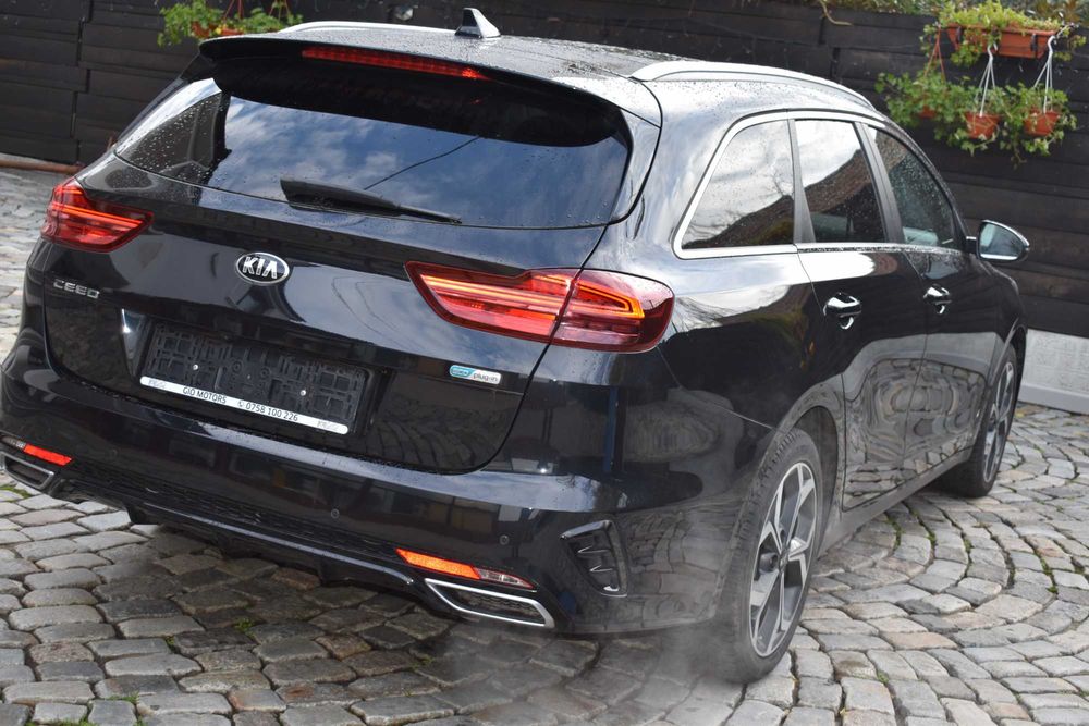 KIA CEED 2021  full option   plug in hibrid