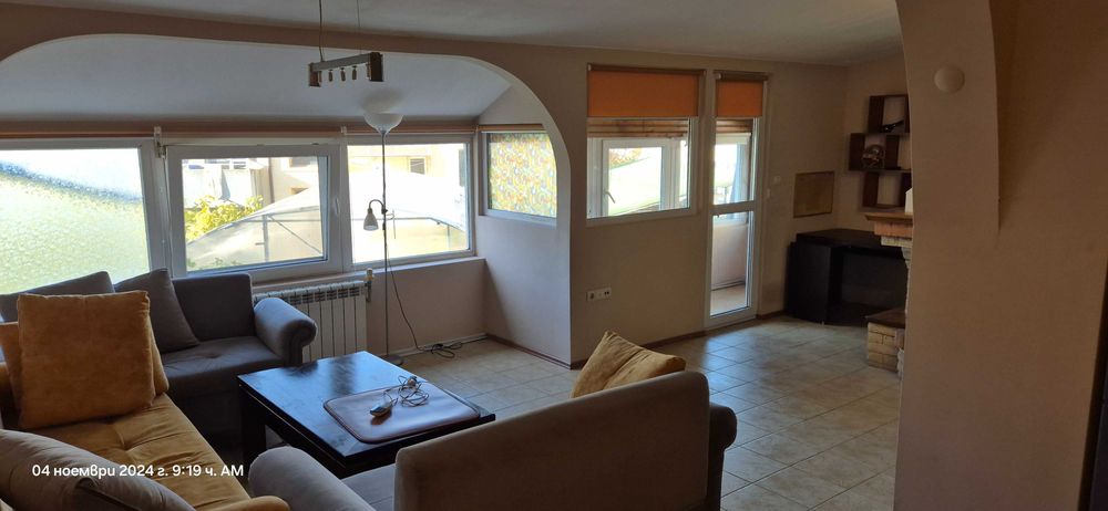 Дава се под наем Двустаен апартамент в Варна, Център - 85 кв.м за 400 € - Снимка #2