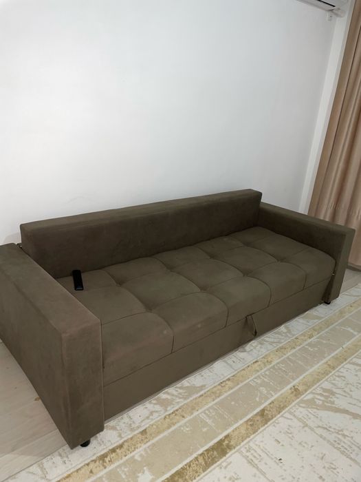 диван     сатылады.