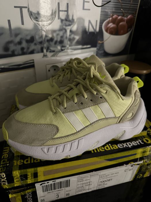 Adidas Originals ZX22 Boost