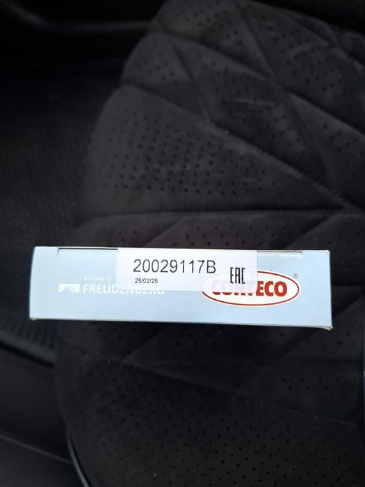 Продам сальник коренного Ауди А6