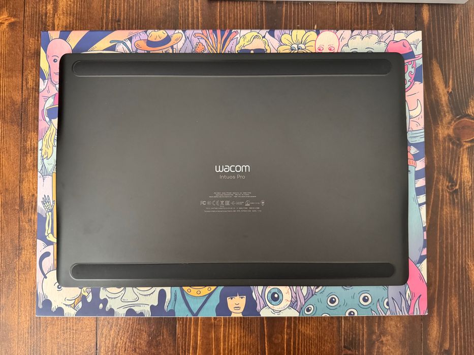 Графичен таблет Wacom intuos pro L