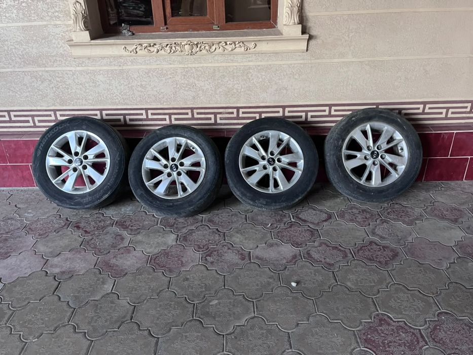 Диски с шинами на К5