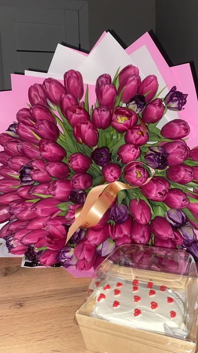 Тюльпаны 101 штук