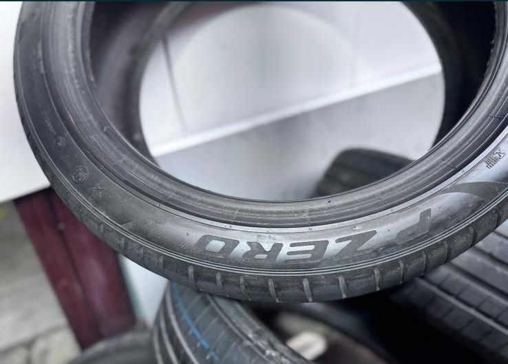 225/45R19 Pirelli p zero runflat 5,5mm